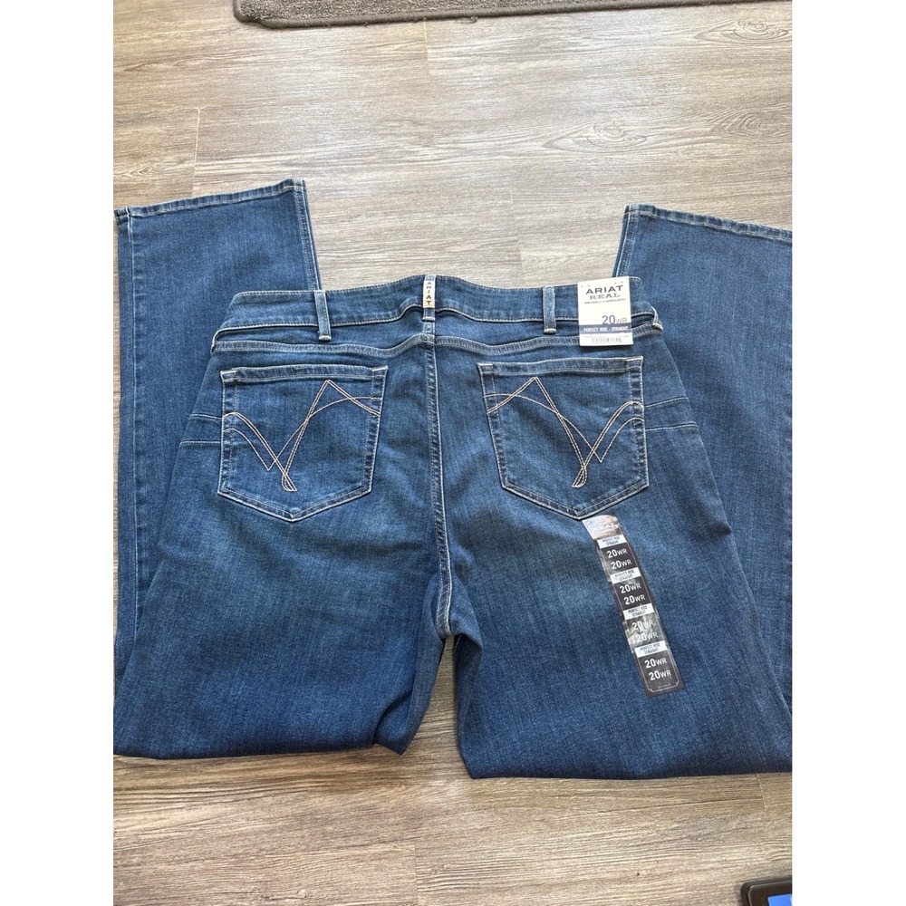 Ariat REAL Denim Mackenzie Perfect Rise Straight Leg Jeans Womens 20WR NWT